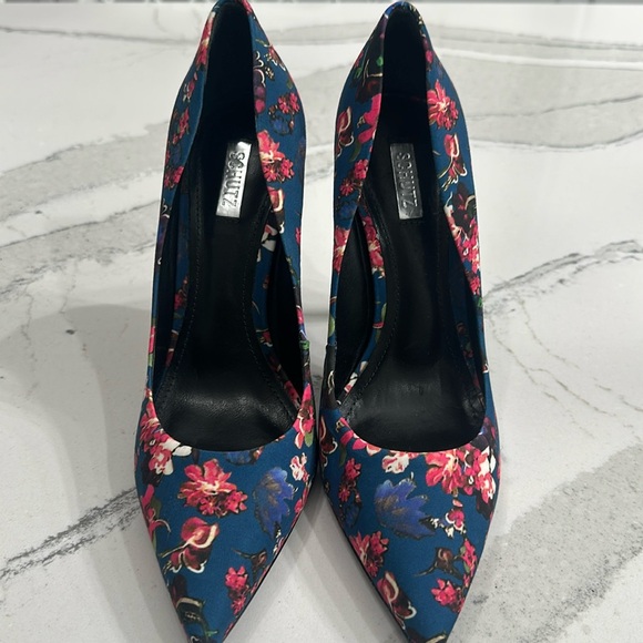 Schutz Floral 👠 4 1/2 inch Heels Size 7 - Picture 1 of 10